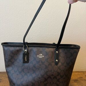 Coach tote